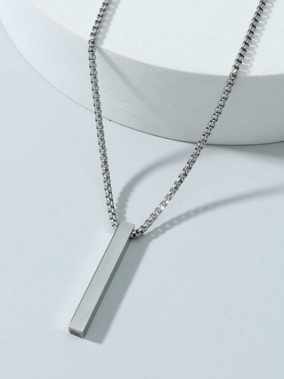 Louis Vuitton Bar Necklace